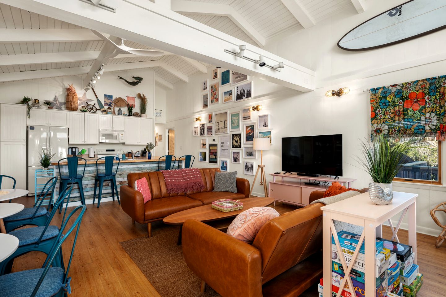 Incredible Unique Beach House with Stunning Sea Views for an Unforgettable Coastal Escape in Avon, North Carolina