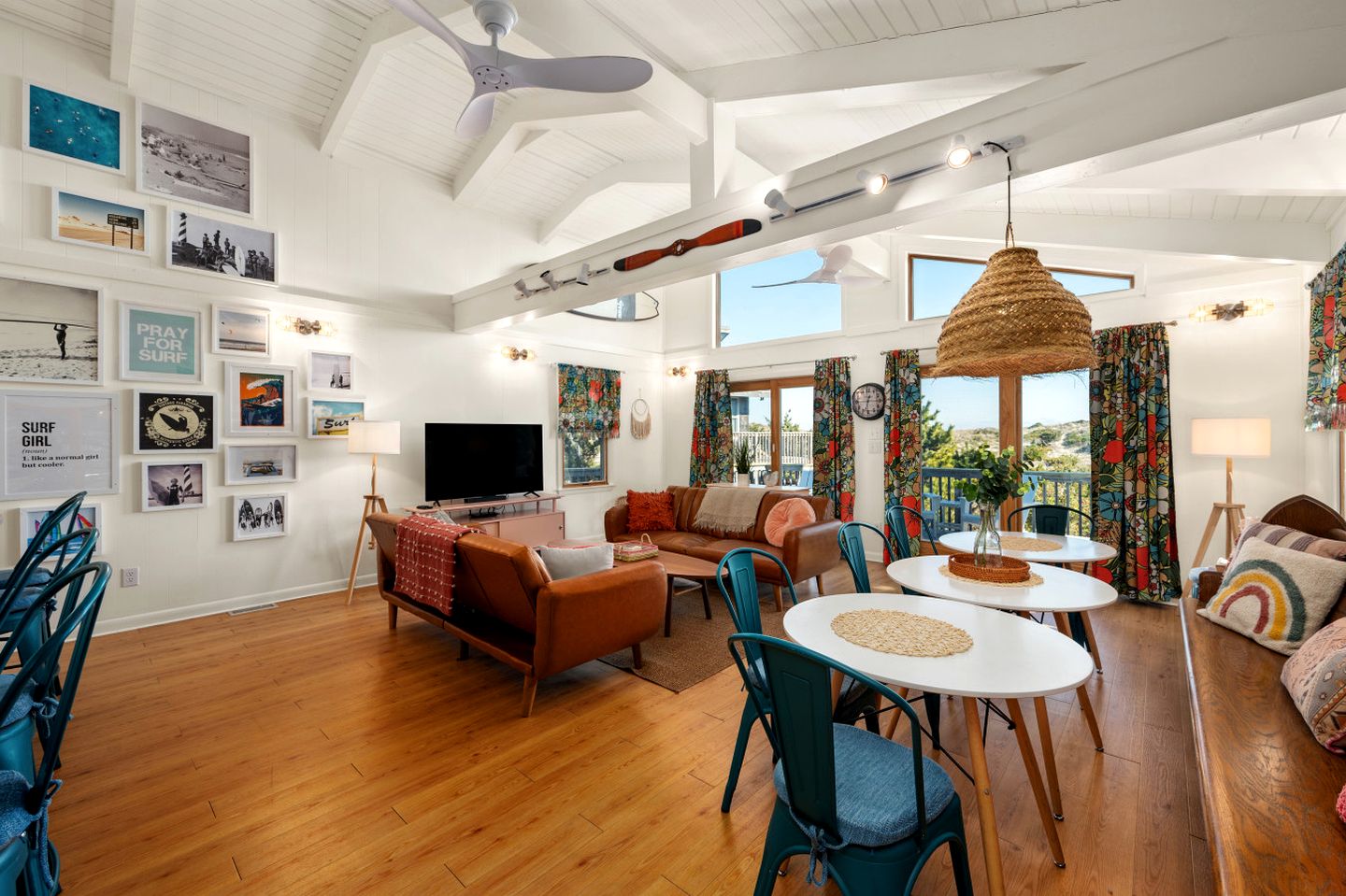 Incredible Unique Beach House with Stunning Sea Views for an Unforgettable Coastal Escape in Avon, North Carolina
