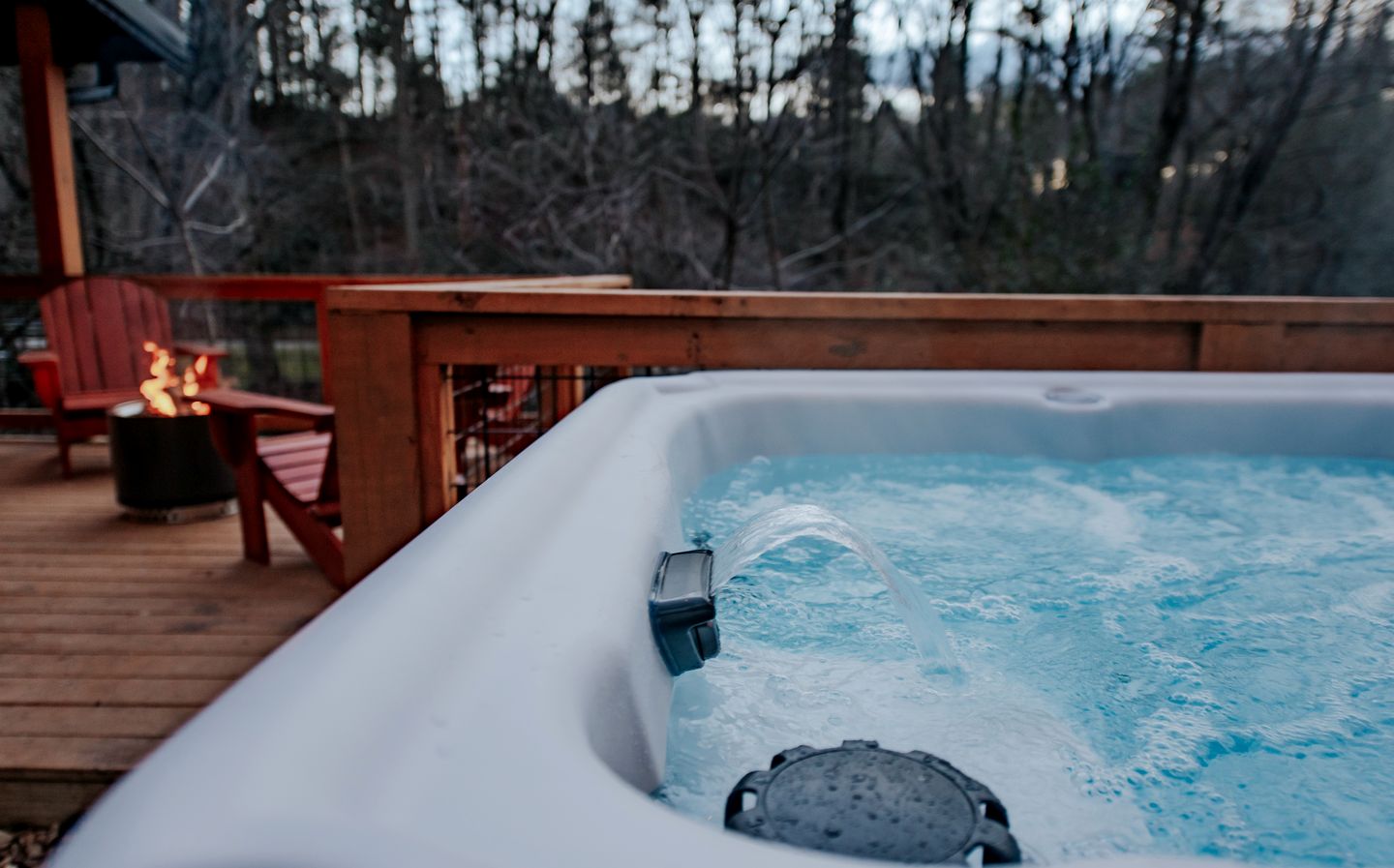 Hygge Hollow Cabin on Fightingtown Creek in Blue Ridge, GA