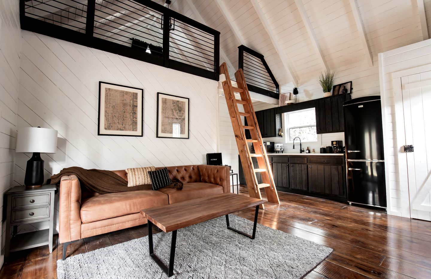 Hygge Hollow Cabin on Fightingtown Creek in Blue Ridge, GA