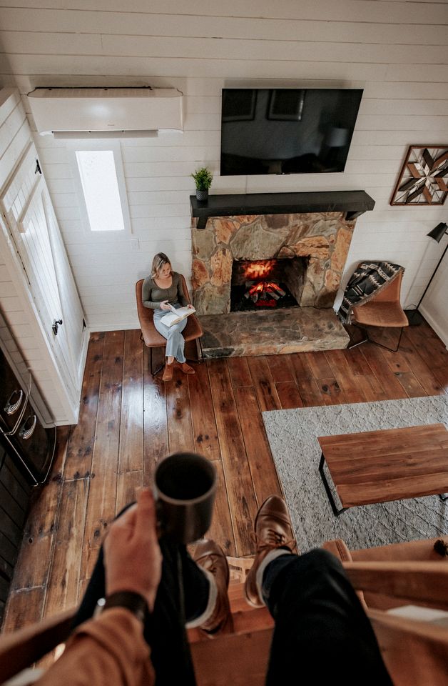 Hygge Hollow Cabin on Fightingtown Creek in Blue Ridge, GA