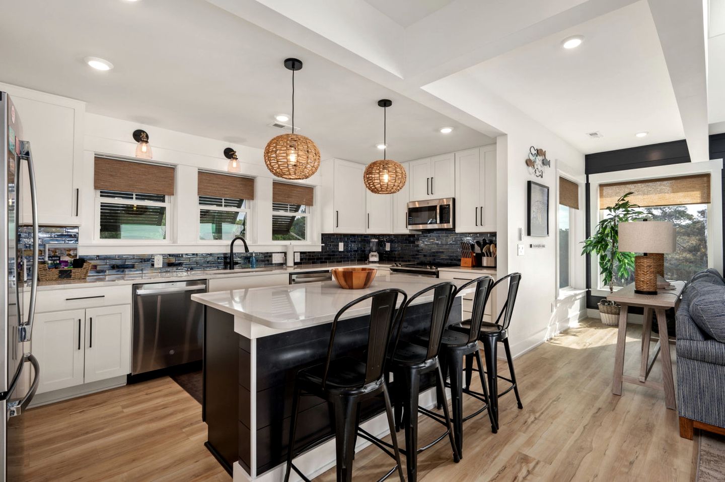 Incredible Spacious Beach House with Stunning Views for an Amazing Family Getaway in Corolla, North Carolina