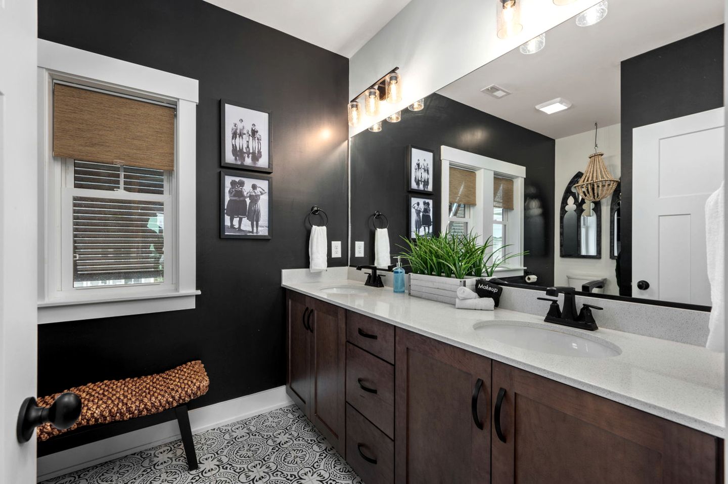 Incredible Spacious Beach House with Stunning Views for an Amazing Family Getaway in Corolla, North Carolina