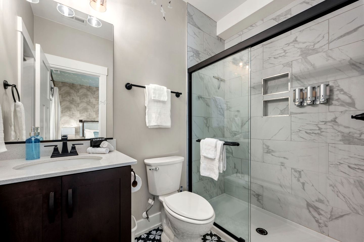 Incredible Spacious Beach House with Stunning Views for an Amazing Family Getaway in Corolla, North Carolina