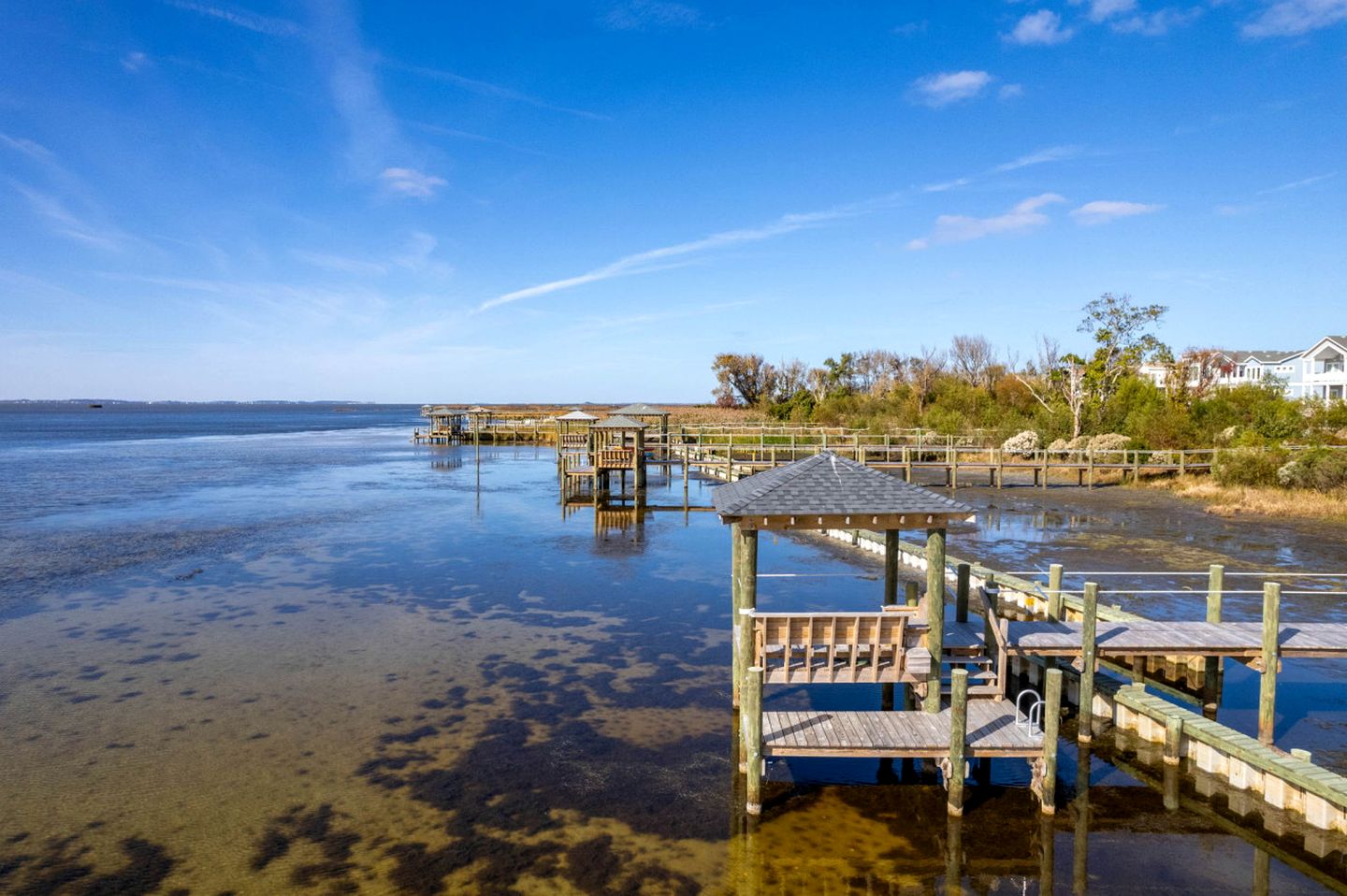 Incredible Spacious Beach House with Stunning Views for an Amazing Family Getaway in Corolla, North Carolina