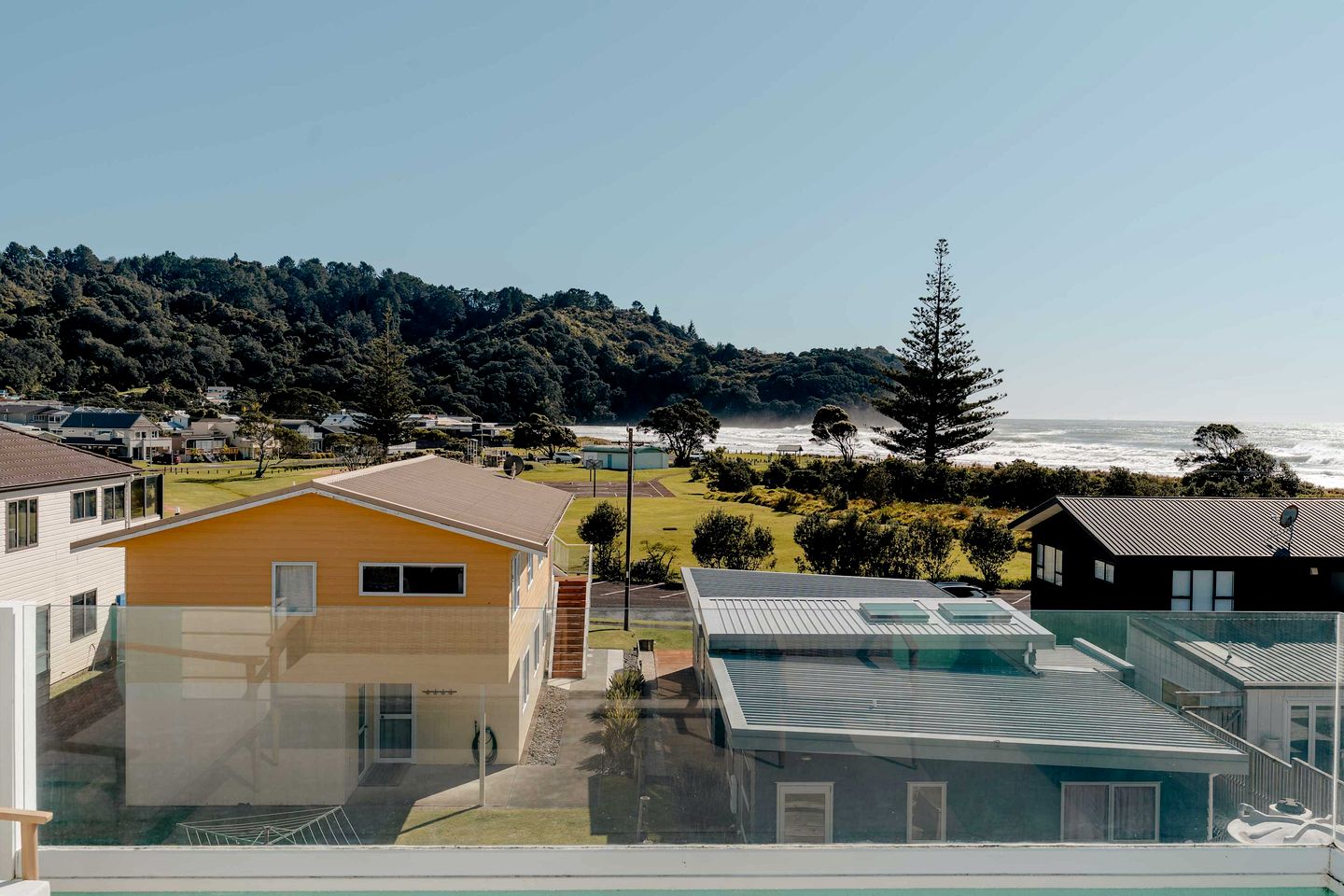 Stunning Coastal Holiday Home with Ocean Views, Games Room, Near Waihi Beach, New Zealand