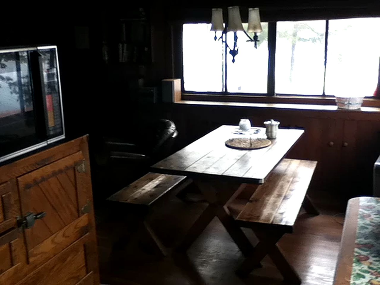 Cozy Cabin with Lovely Views of Great Sacandaga Lake in Northville, New York