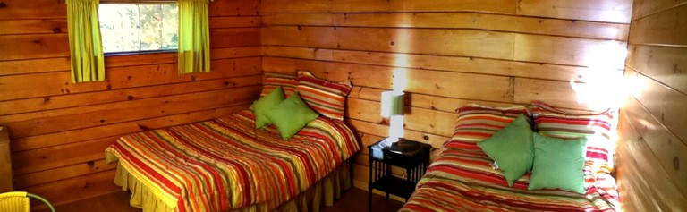 Cabins (Northville, New York, United States)