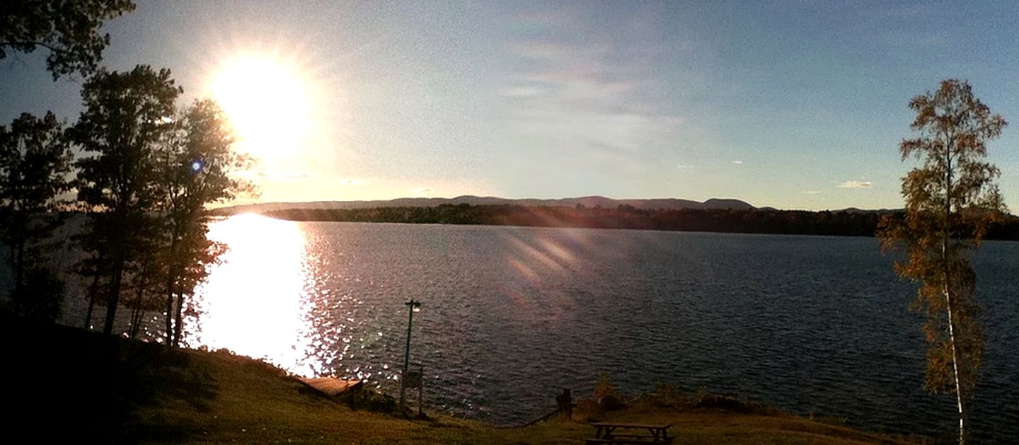 Comfortable Cabin Right on Great Sacandaga Lake in Northville, New York