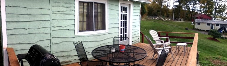 Cabins (Northville, New York, United States)