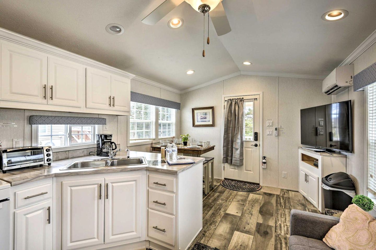 Charming Cottage Rental Ideal for a Getaway in the Poconos, Pennsylvania