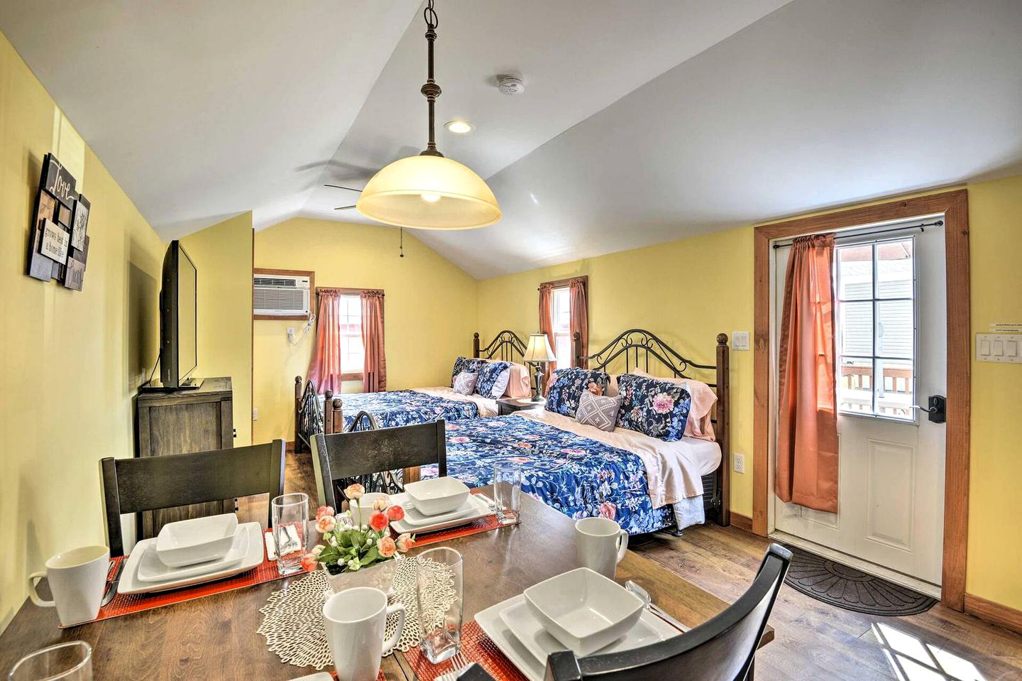 Adorable Suite Rental in the Northern Poconos near Scranton, Pennsylvania