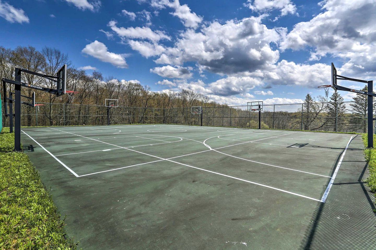 Family-Friendly Cottage Rental near Elk Mountain Ski Resort in Pennsylvania