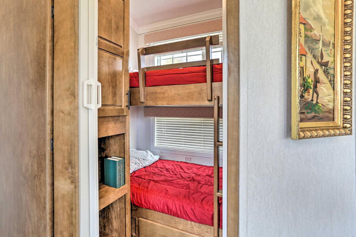 Family-Friendly Cottage Rental near Elk Mountain Ski Resort in Pennsylvania