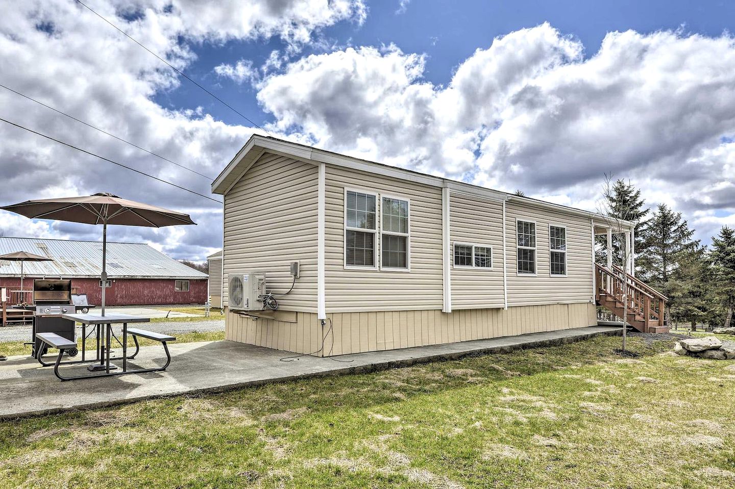 Charming Cottage Rental Ideal for a Getaway in the Poconos, Pennsylvania