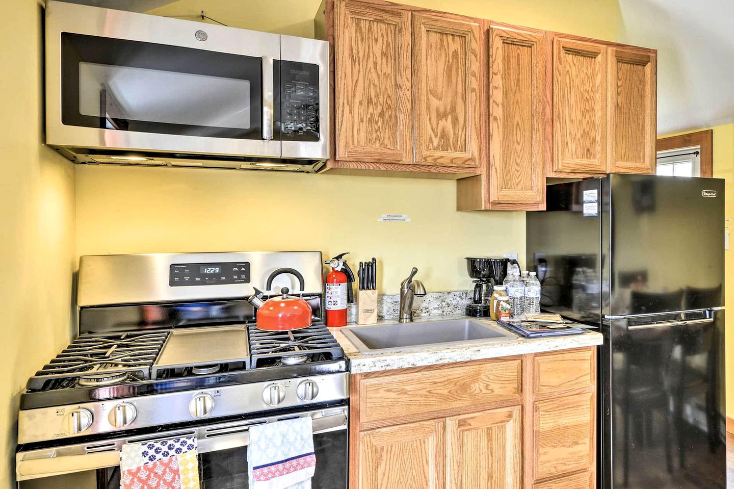 Family Friendly Cottage Complex for Glamping in Pennsylvania