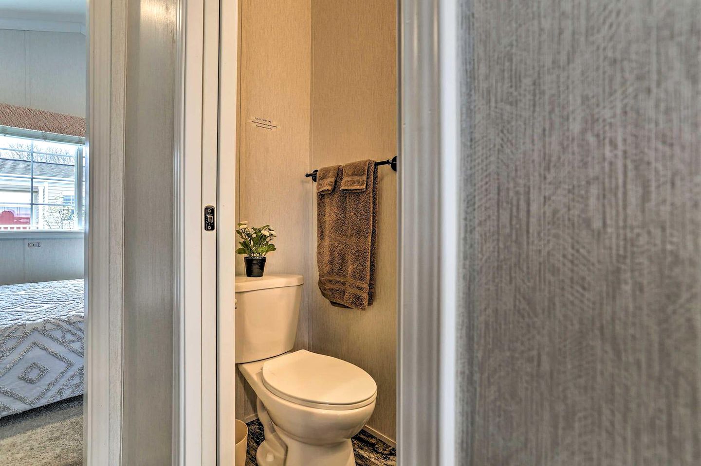 Family-Friendly Cottage Rental near Elk Mountain Ski Resort in Pennsylvania