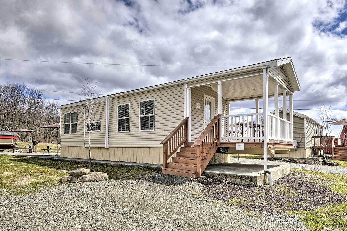 Charming Cottage Rental Ideal for a Getaway in the Poconos, Pennsylvania