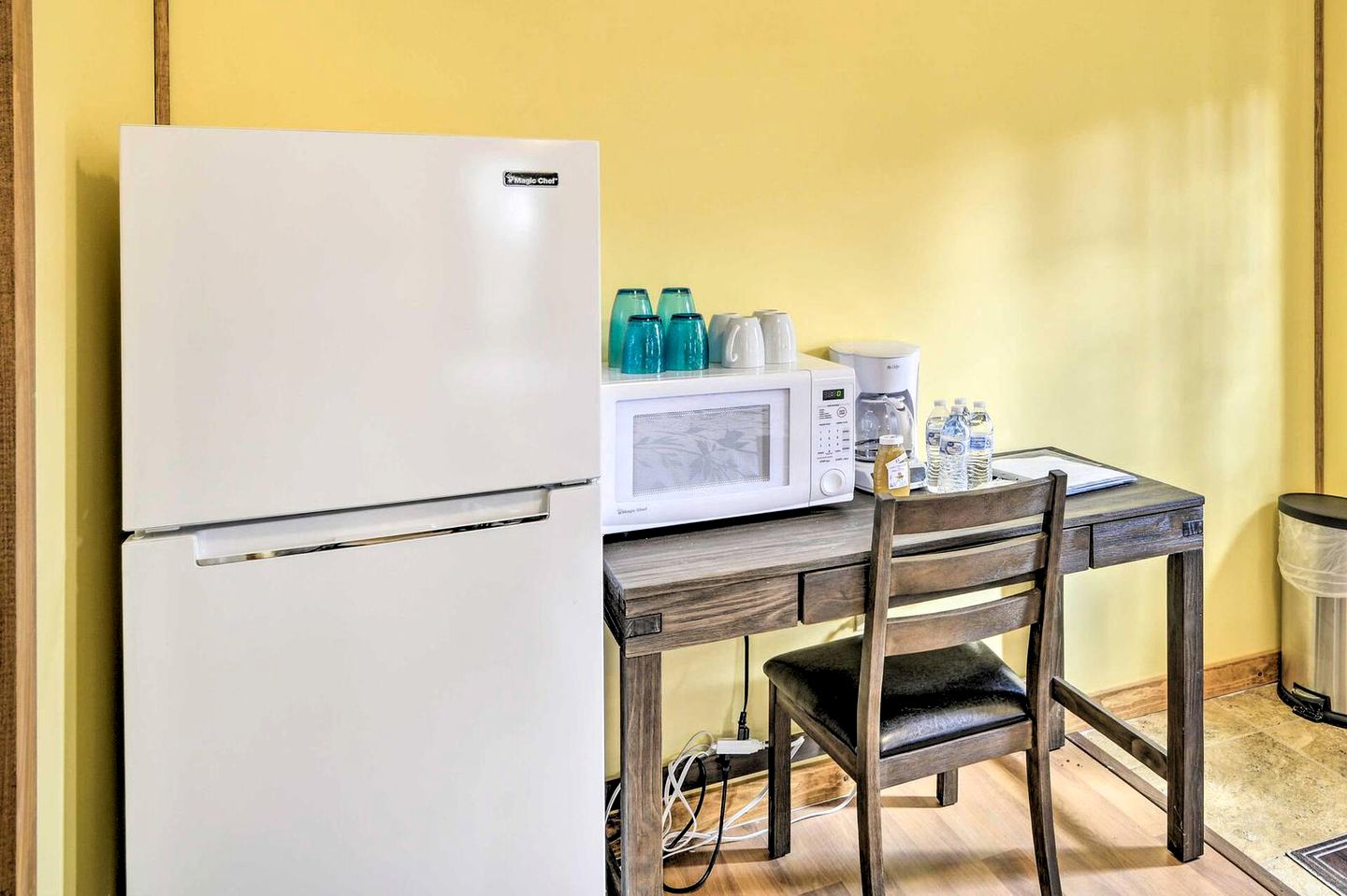 Family Friendly Cottage Complex for Glamping in Pennsylvania