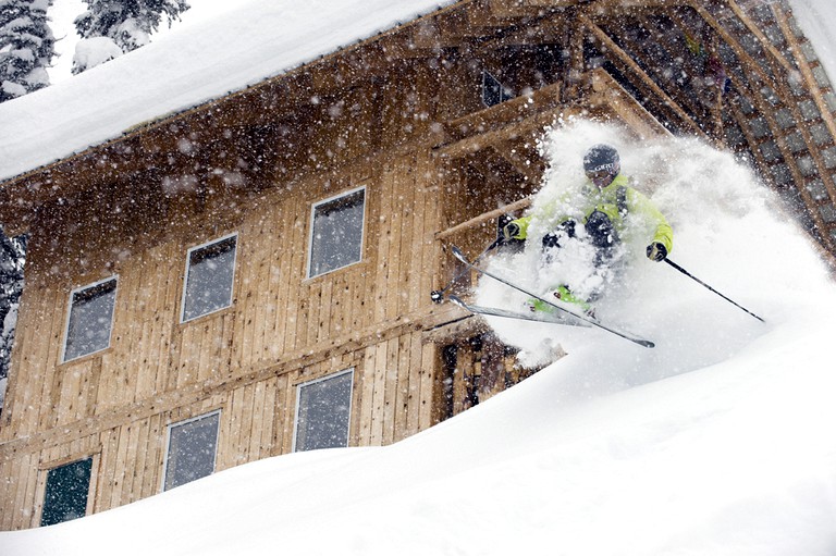 Cabins (Golden, British Columbia, Canada)