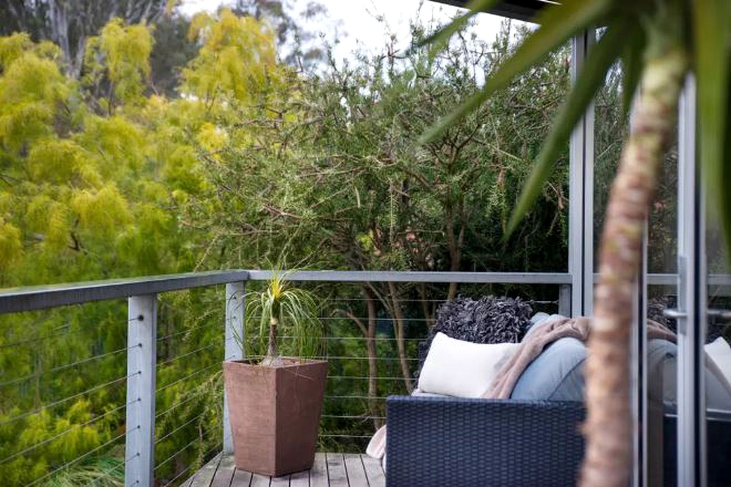 Romantic Luxury Villa with a Spa, Central to Halls Gap, Victoria