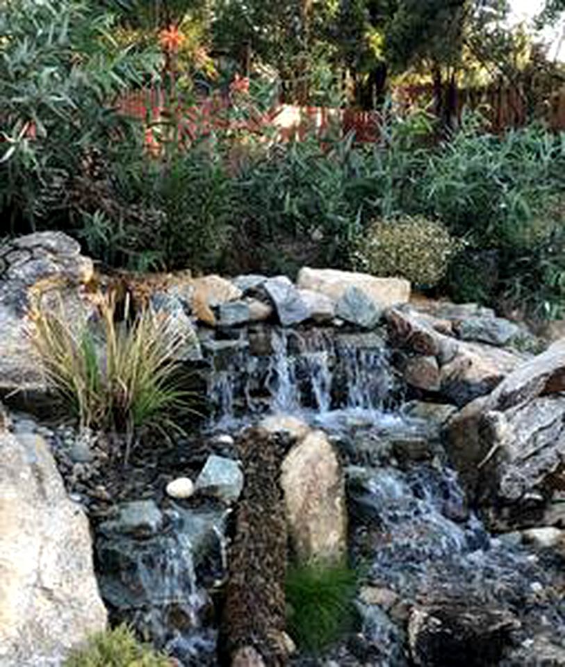 Disconnect in this Serene Cabin with Hot-Tub Alongside a Breathtaking Waterway of the South Yuba River and Bullards Bar Lake, California