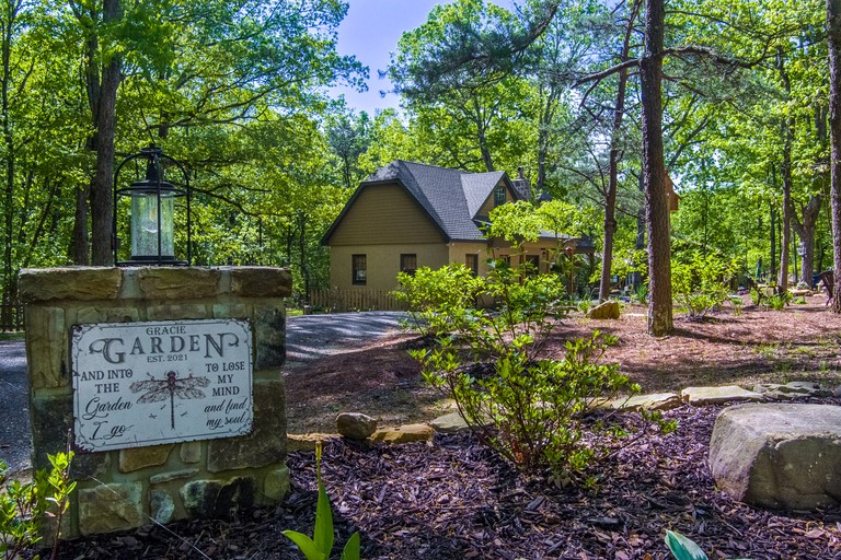 Cottages (United States of America, Mentone, Alabama)