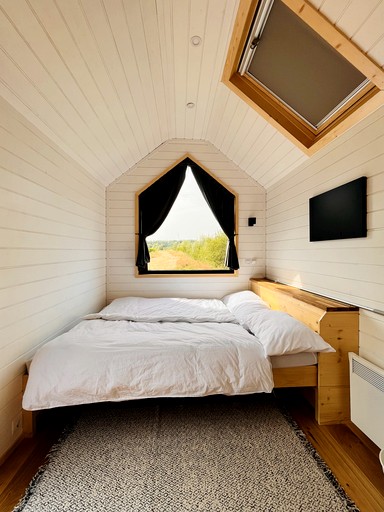 Tiny Houses (France, Mantes-la-Ville, Île-de-France)