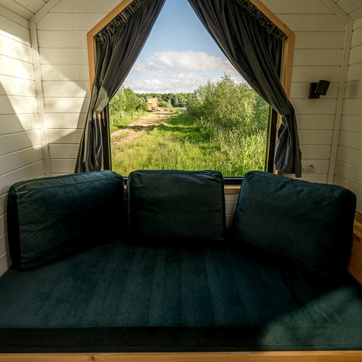 Tiny Houses (France, Mantes-la-Ville, Île-de-France)