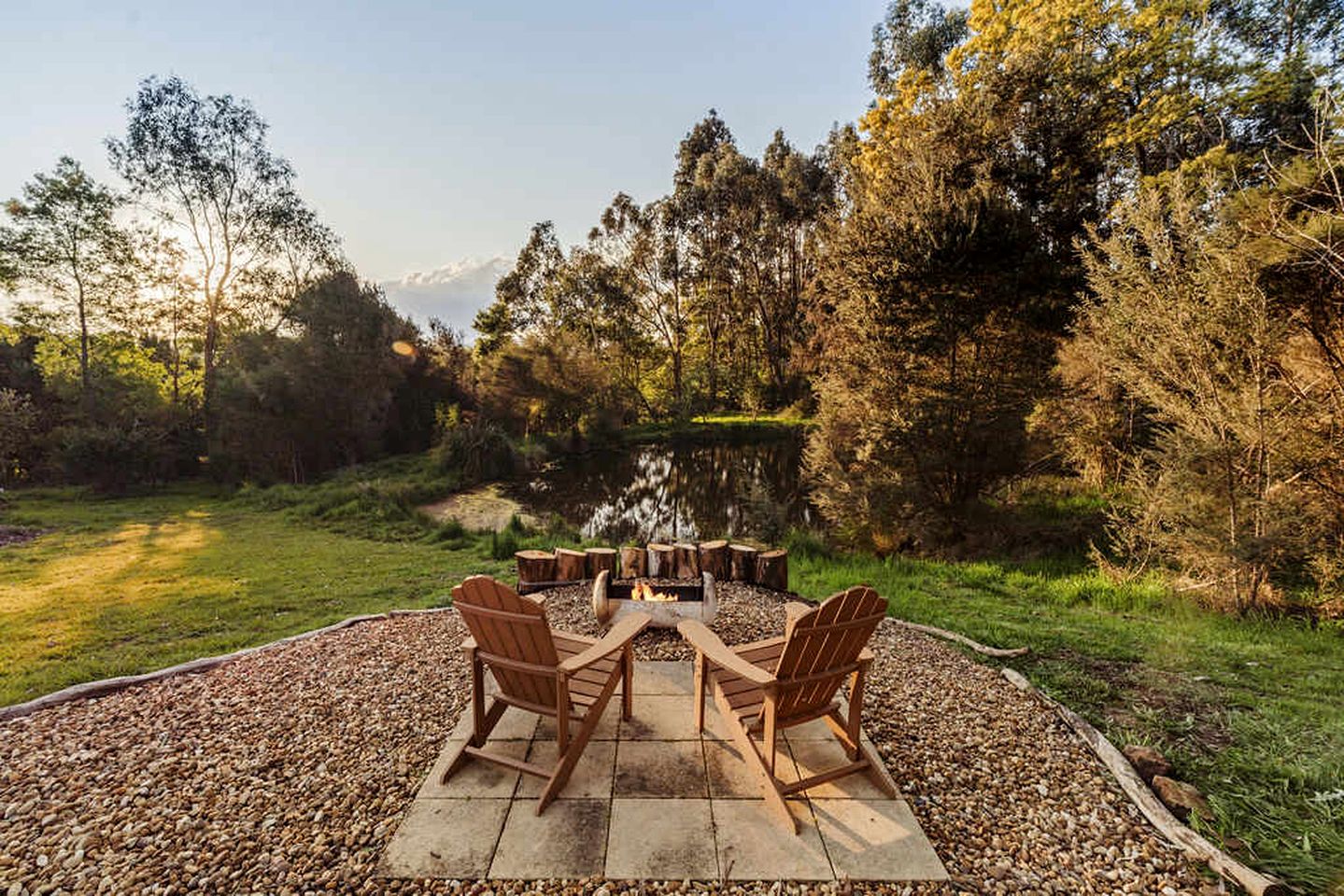 Ideal Tiny House with Abundant Wildlife and Breathtaking Sunset Views in Victoria, Australia