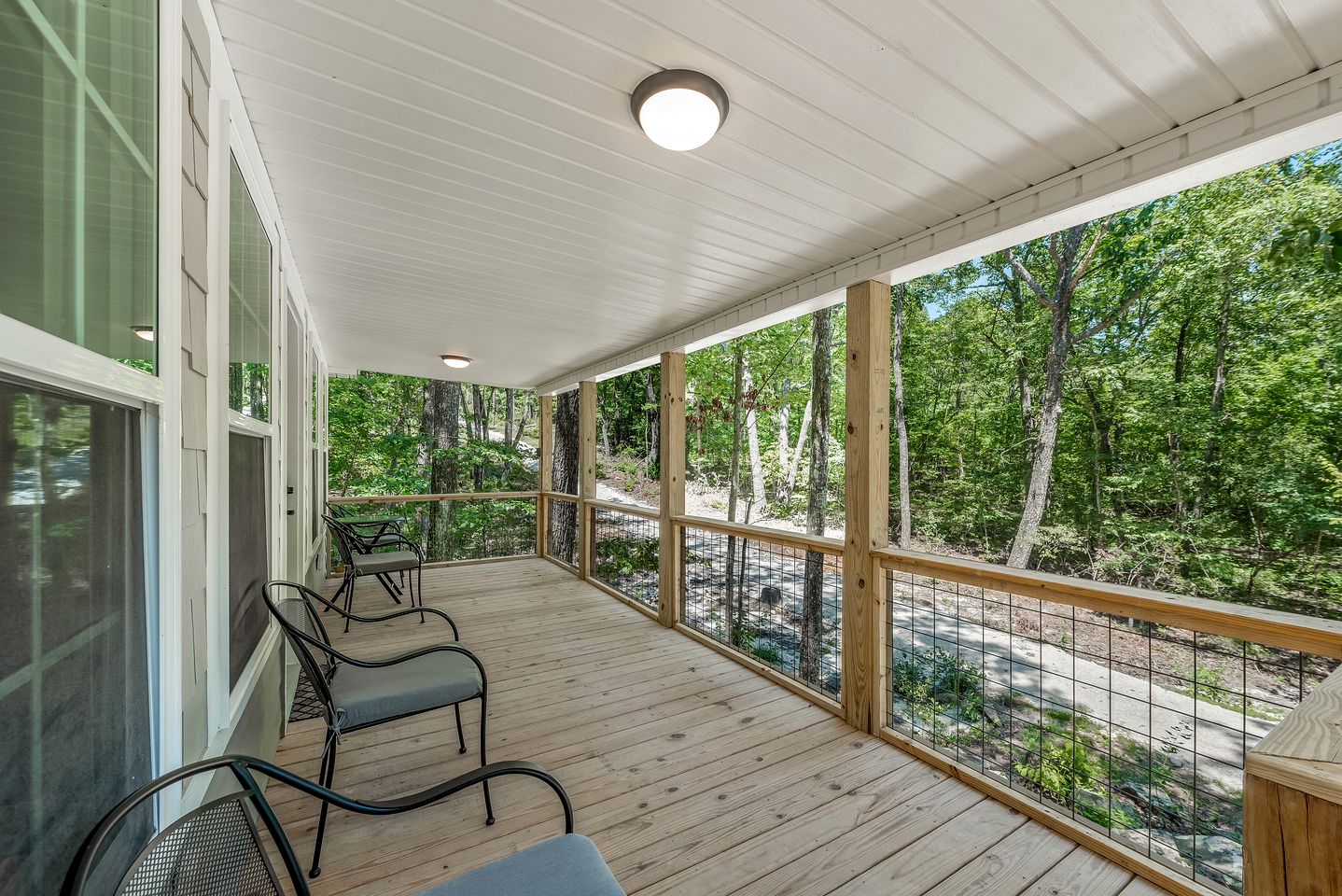 Idilic Cozy Rustic Cabin in Fort Payne, Alabama