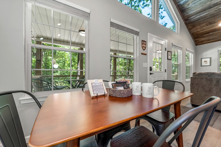 Cabins (United States of America, Fort Payne, Alabama)