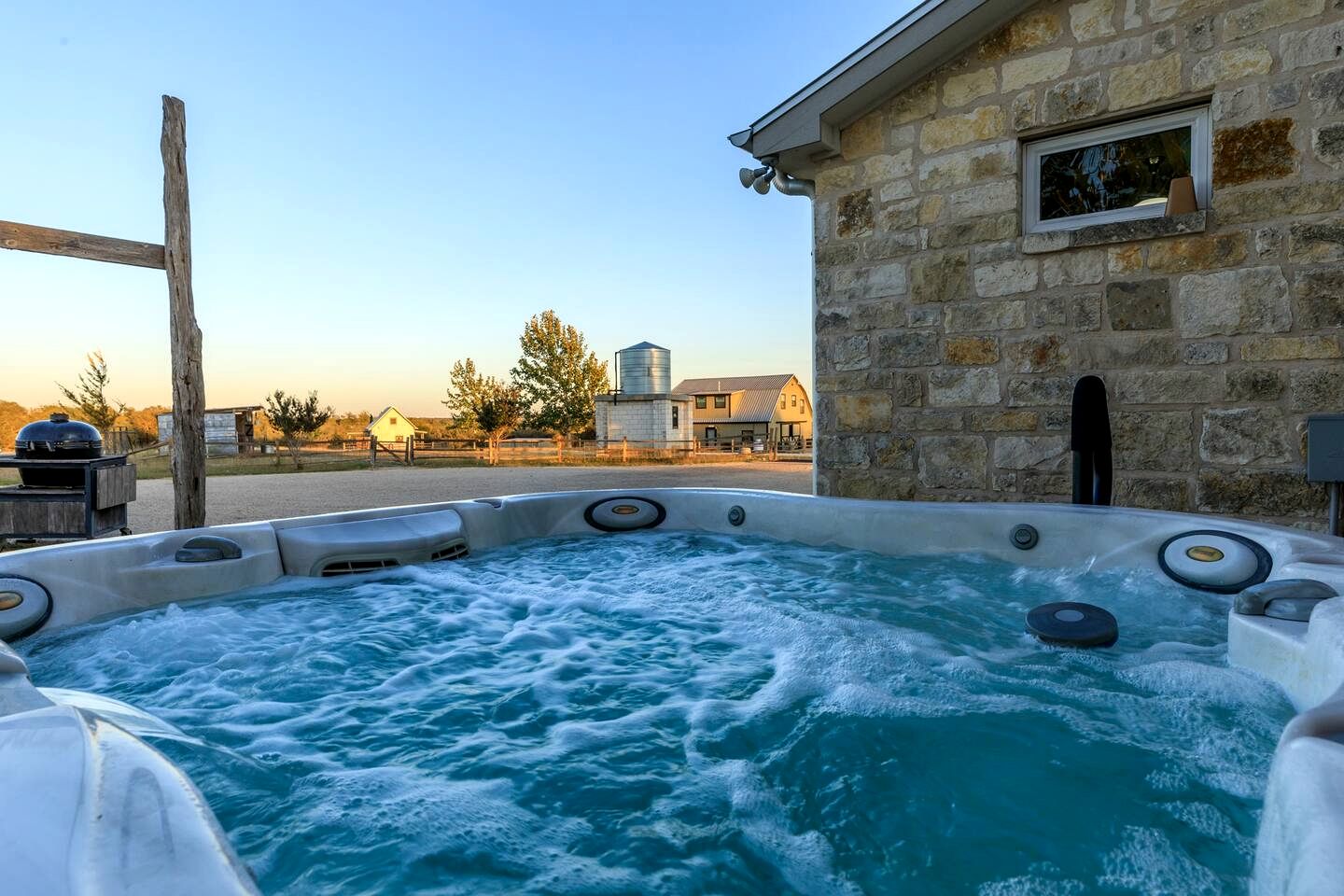 Idyllic Cabin with Spectacular Countryside Views in Fredericksburg, Texas