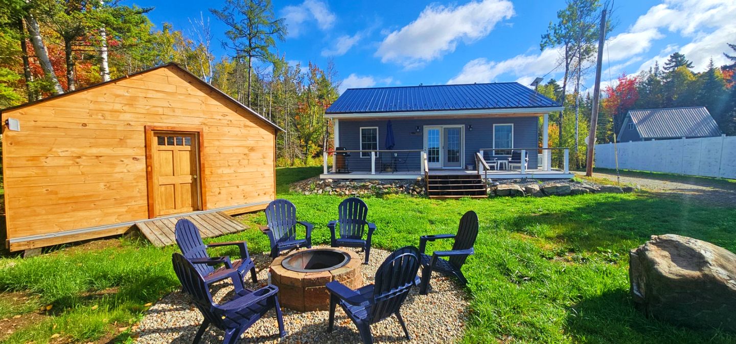 Idyllic Lakefront Cottage Haven Near Tussle Lagoon, Maine
