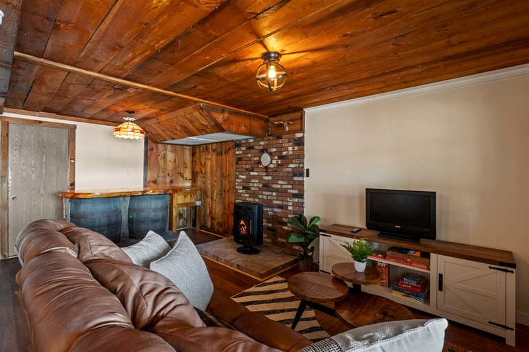 Cabins (United States of America, Barnstead, New Hampshire)