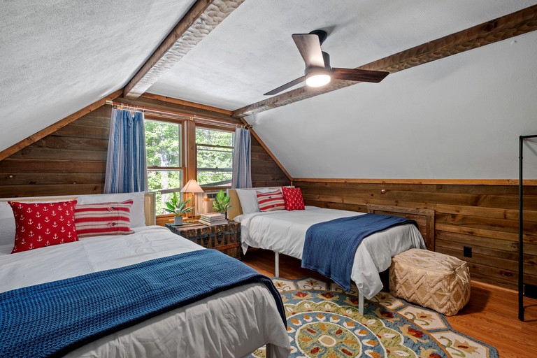 Cabins (United States of America, Barnstead, New Hampshire)