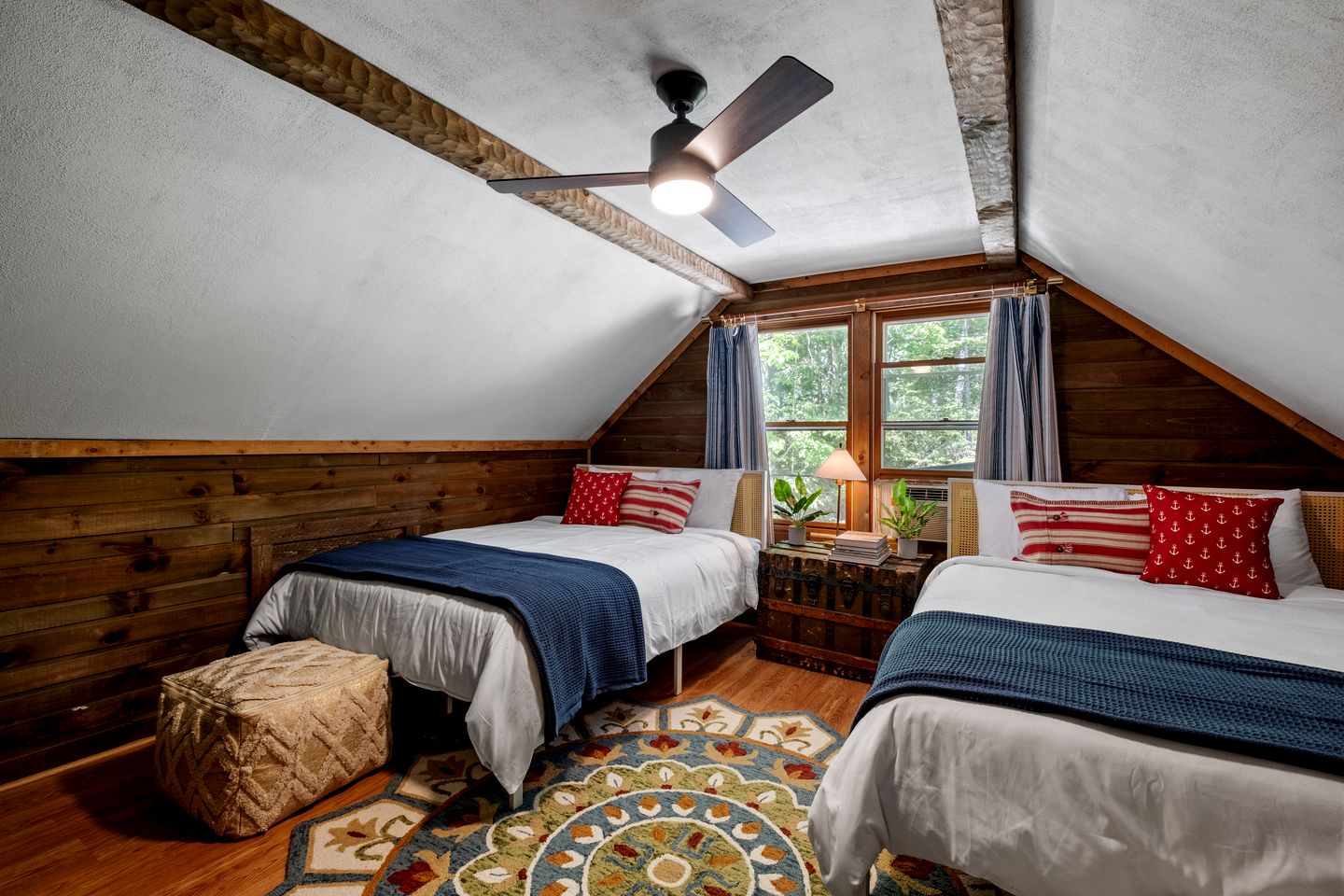 Idyllic Lakeside Getaway in Barnstead, New Hampshire