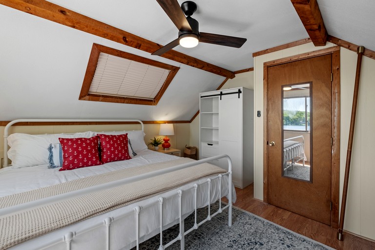 Cabins (United States of America, Barnstead, New Hampshire)