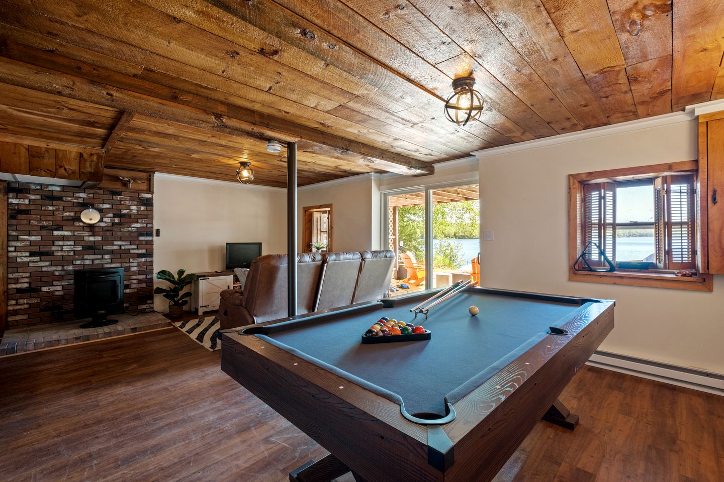 Idyllic Lakeside Getaway in Barnstead, New Hampshire