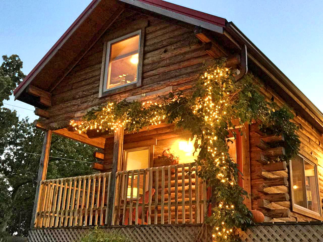 Cabin Rental by Lake of Egypt, Illinois