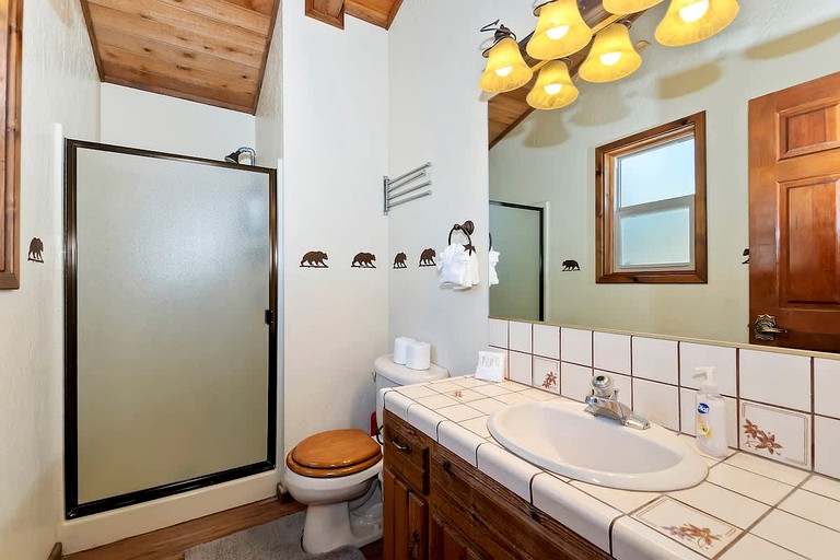 Cabins (United States of America, Big Bear Lake, California)