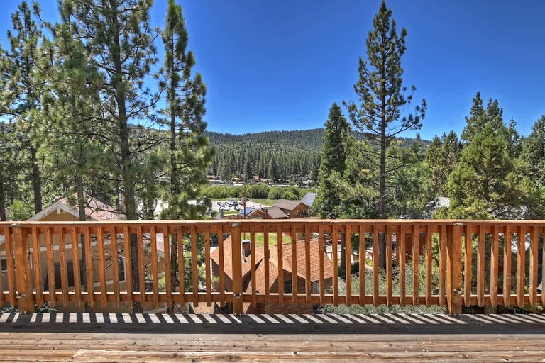 Cabins (United States of America, Big Bear Lake, California)