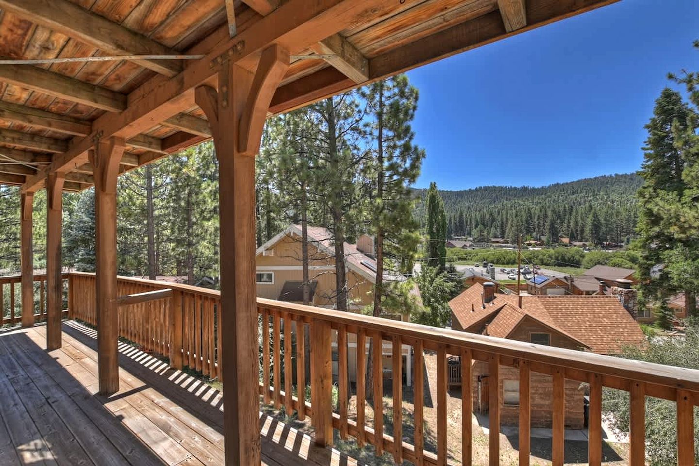 Idyllic Mountain Escape: Cozy Cabin in Big Bear Lake