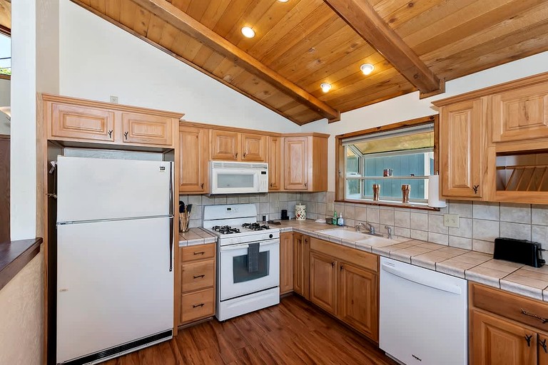 Cabins (United States of America, Big Bear Lake, California)