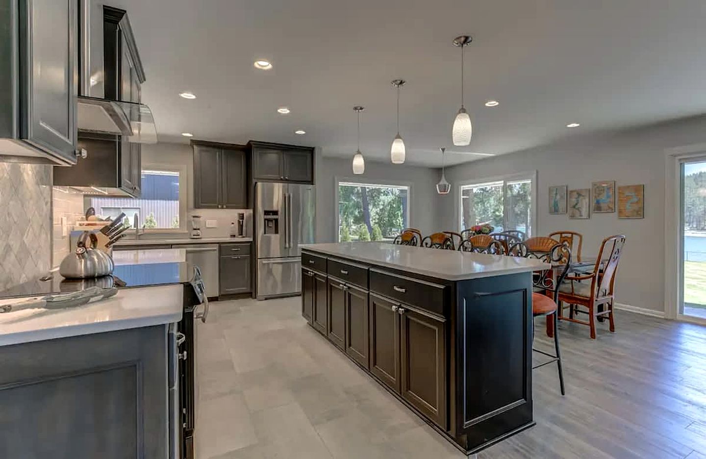 Idyllic Riverside Vacation Retreat with Sandy Beach near Coeur d'Alene Idaho