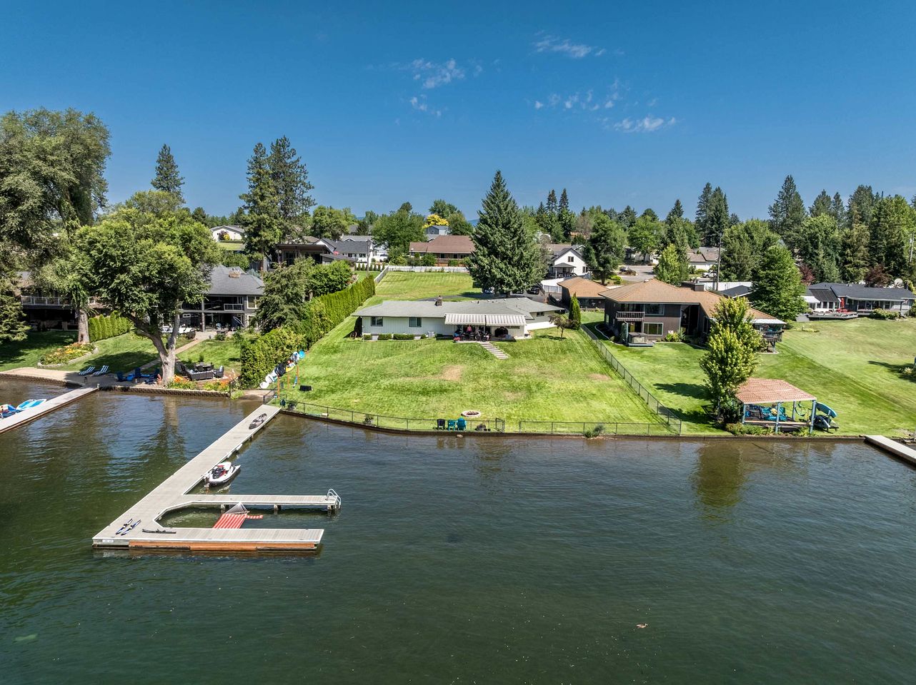 Idyllic Riverside Vacation Retreat with Sandy Beach near Coeur d'Alene Idaho