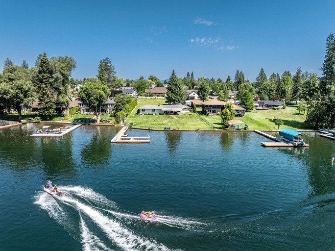 Vacation Rentals (United States of America, Post Falls, Idaho)