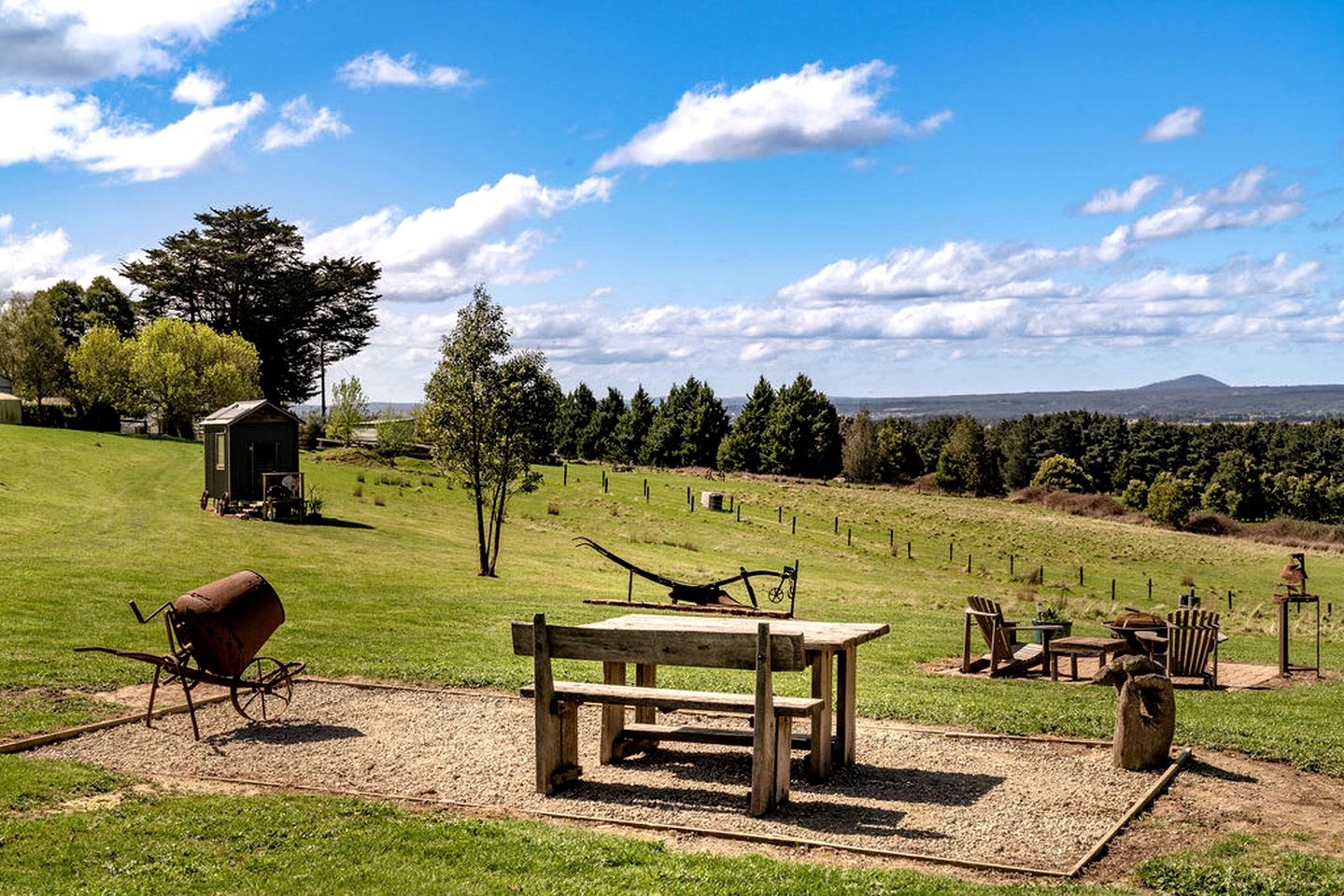 Idyllic Tiny House Loft with Amazing Surrounding Open Fields and Wildlife in Victoria, Australia