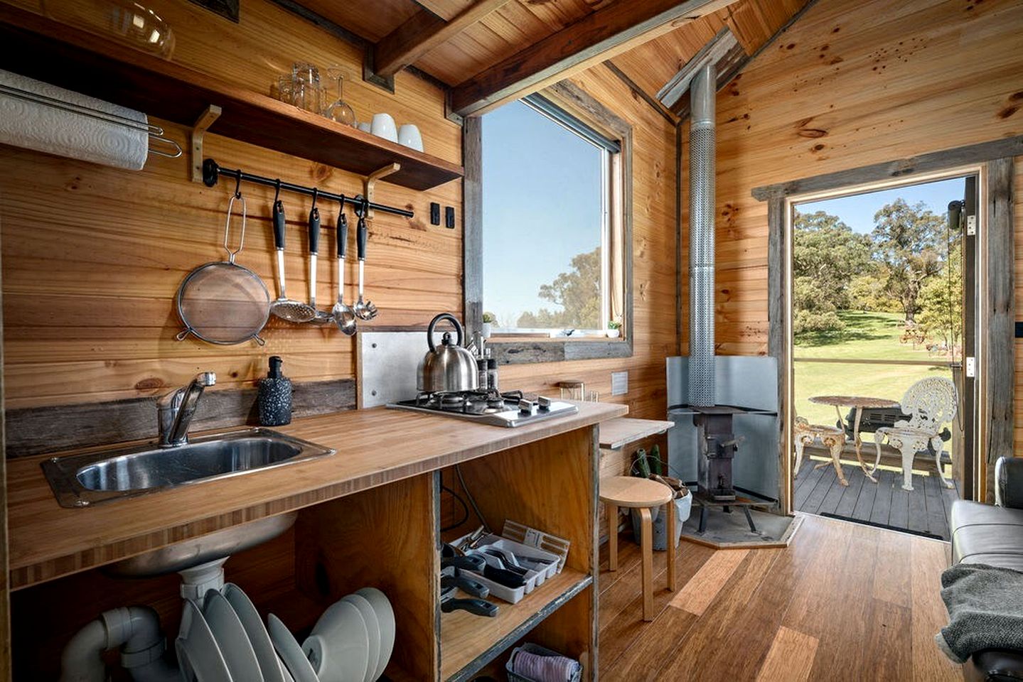 Idyllic Tiny House Loft with Amazing Surrounding Open Fields and Wildlife in Victoria, Australia