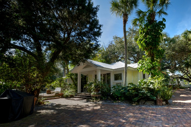 Beach Houses (Sarasota, Florida, United States)